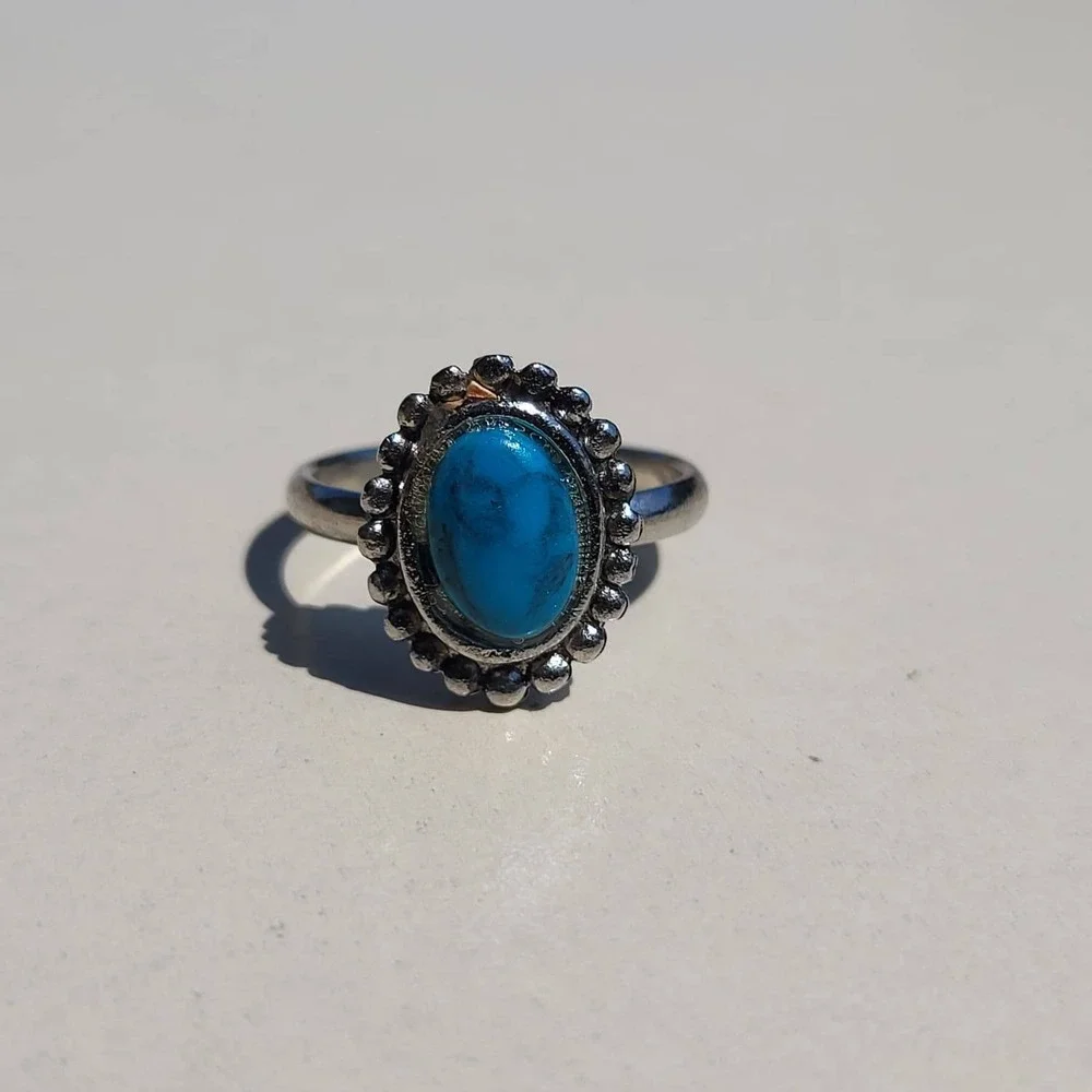 Vintage Silver Tone Faux Turquoise Ring Size 6.25 Blue Beaded Oval Cabochon Boho